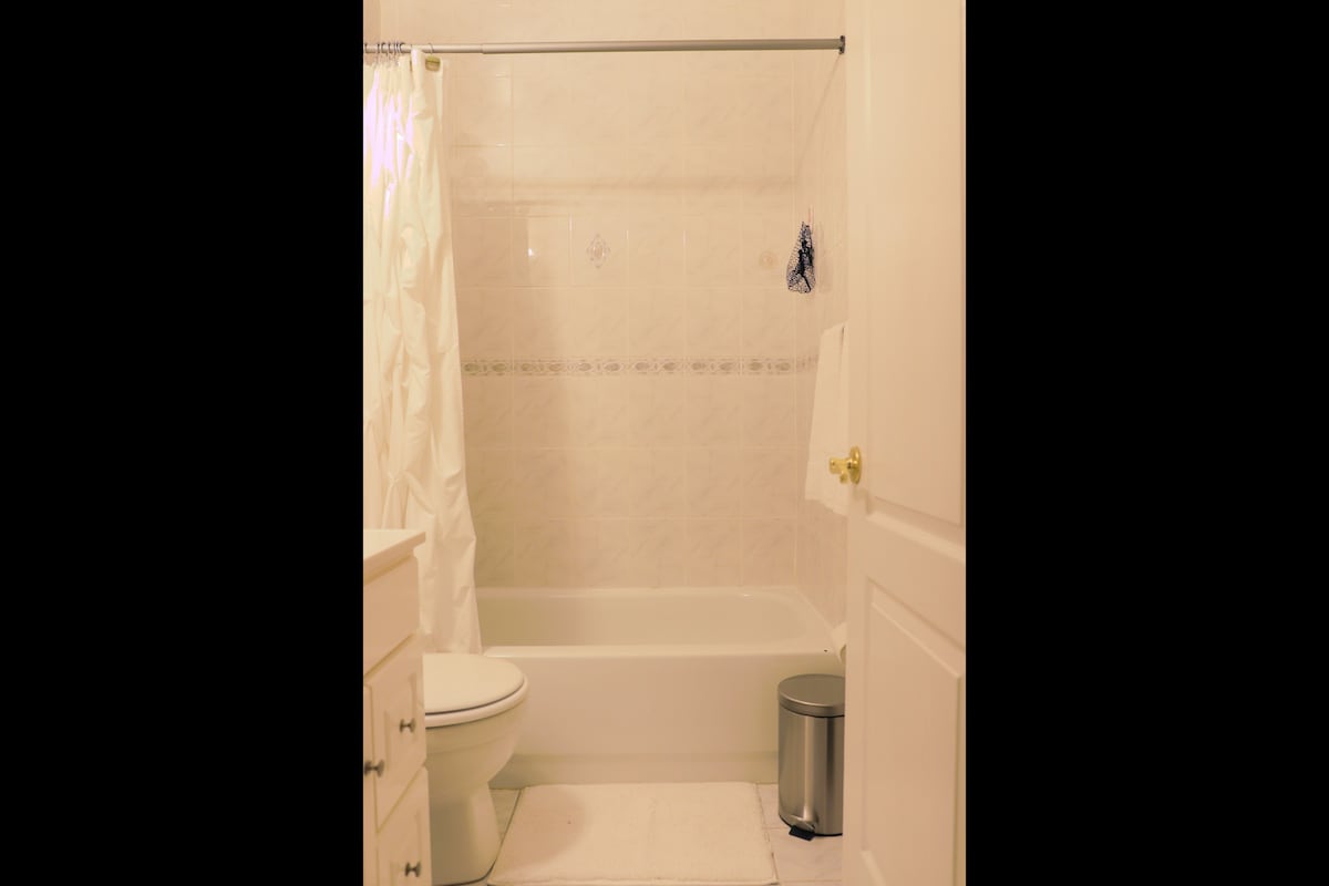 宽敞的房源，带独立浴室，位于纽约州皇后区