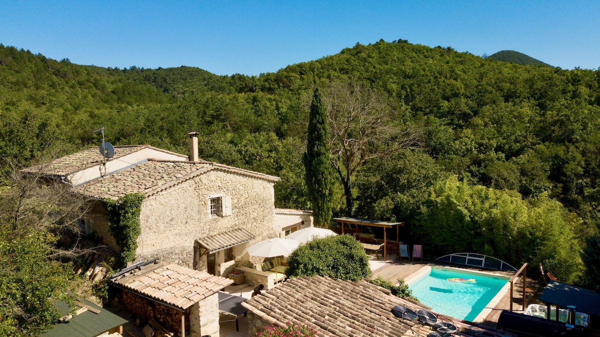 Petit paradis nature avec Piscine, Sauna, SPA.