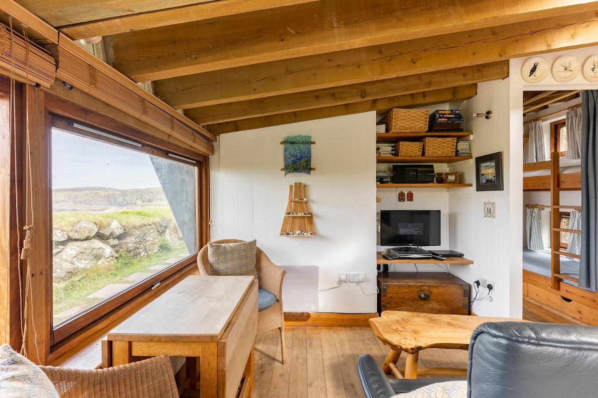 The Cabin, Whitesands, St David's, Pembrokeshire