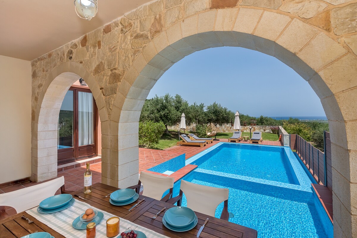 Villa Katerina with private Eco heated pool