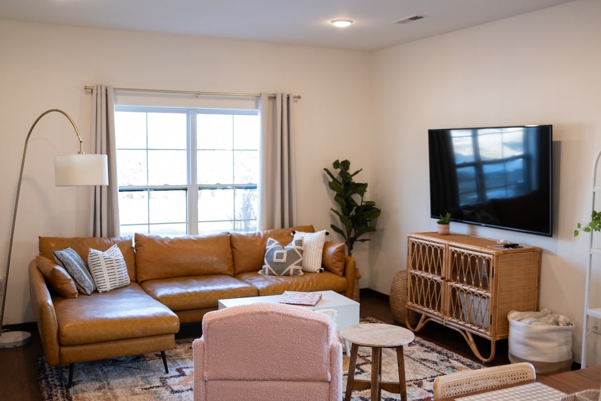 Iowa City & Cedar Rapids ~ modern boho condo ~