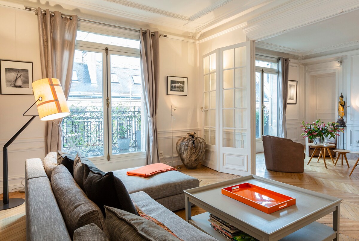 圣日耳曼德普雷斯（ Saint-Germain des Prés ）的美丽公寓