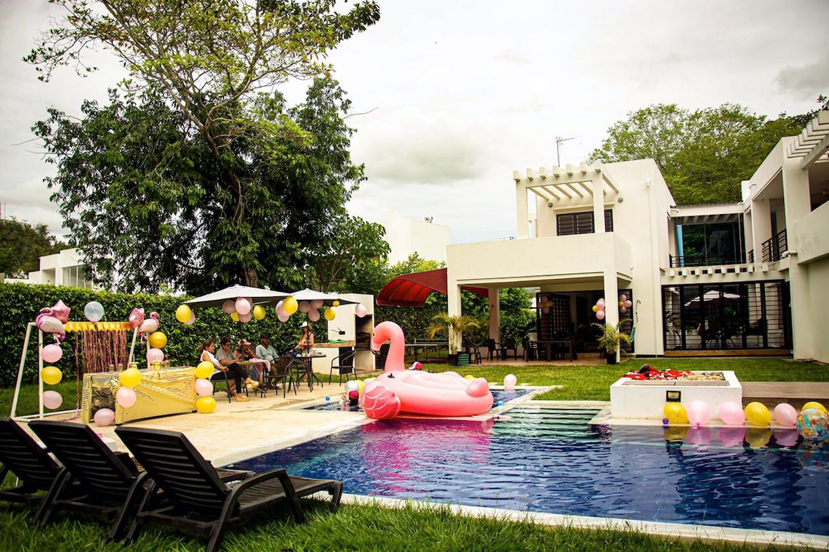 Hermosa Casa Campestre + piscina Carmen de Apicalá