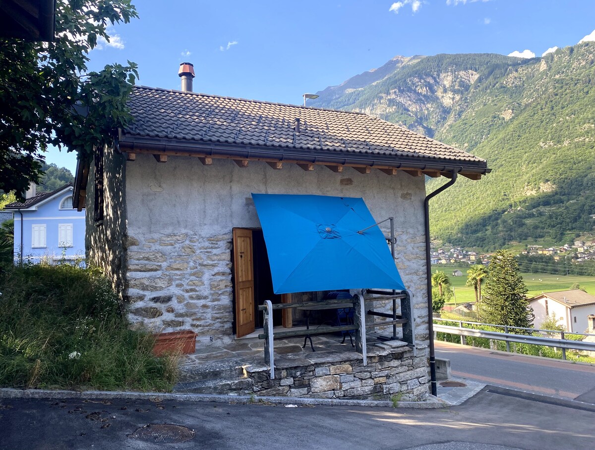 Serravalle, Val di Blenio - Rustico La Stalla。