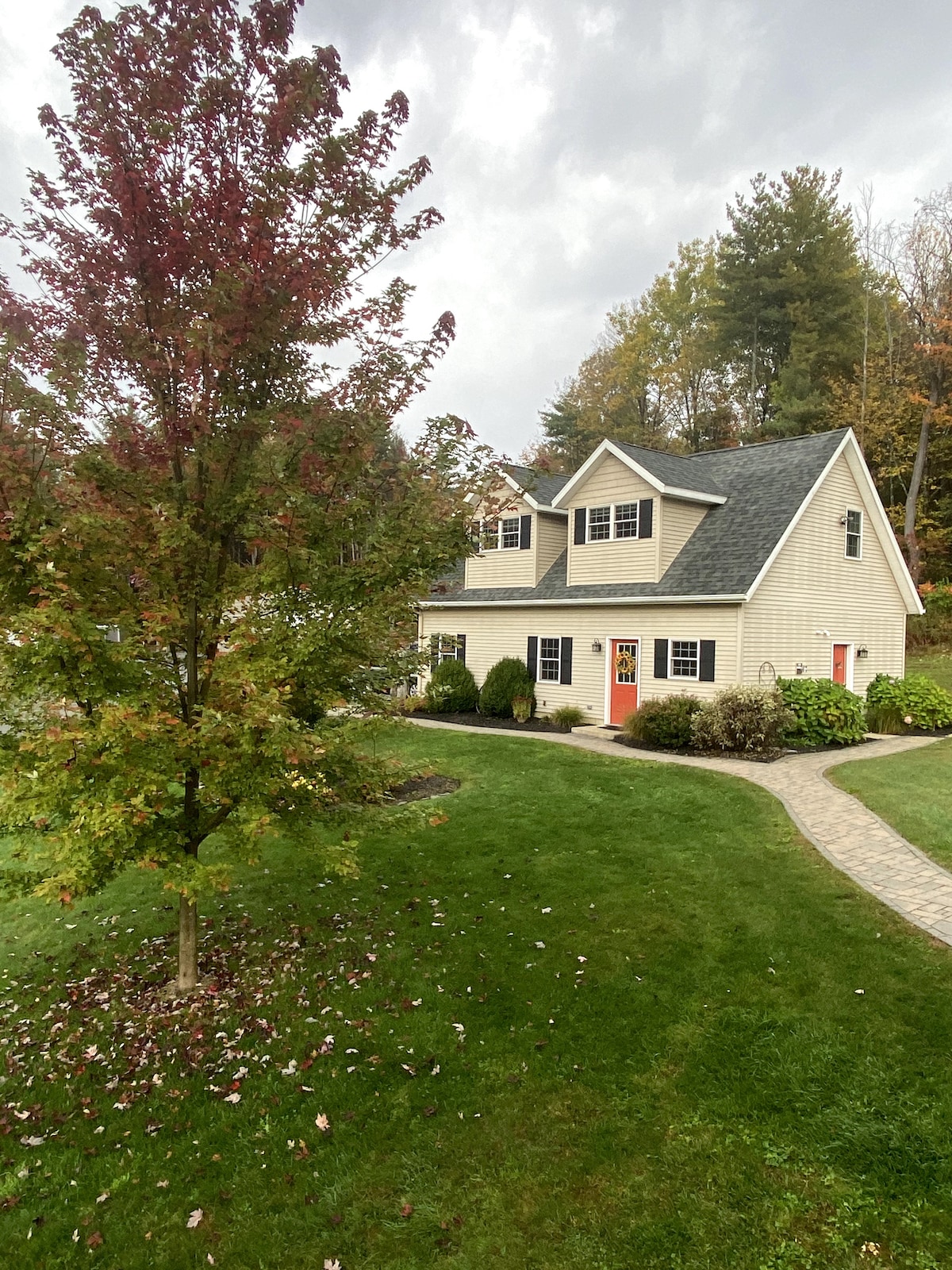 Charming Carriage House