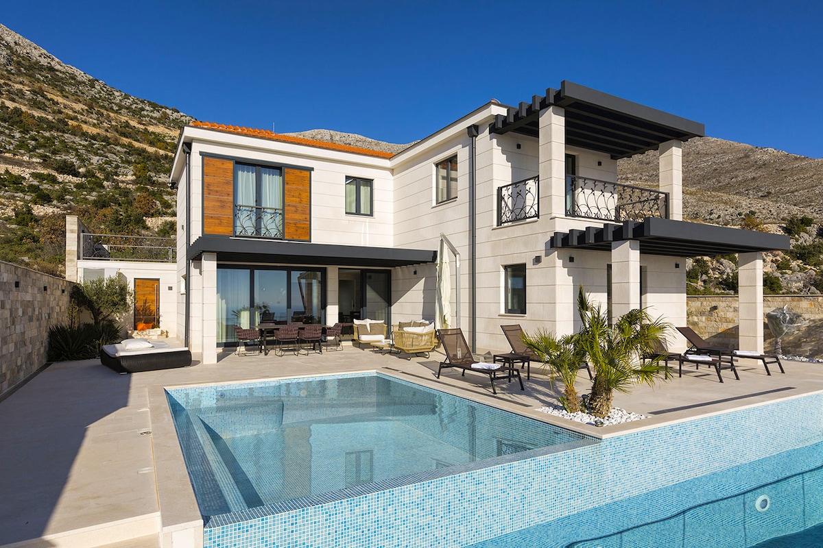 Villa Anna with private pool & Jet pool-Dubrovnik