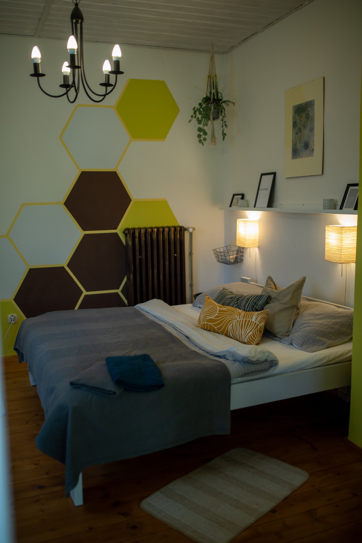 Dreaming Bees Retreat的蜂蜜客房- 4张床