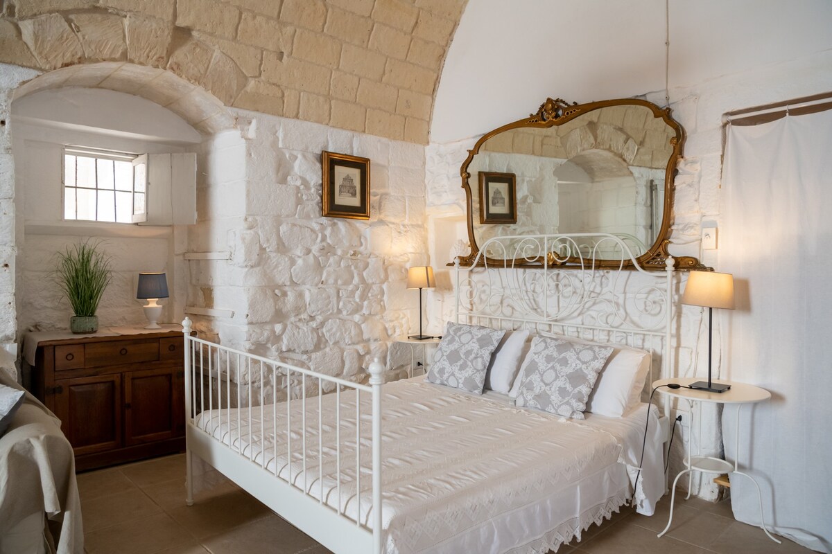 Salento Guesthouse Suite Donna Irene Courtyard