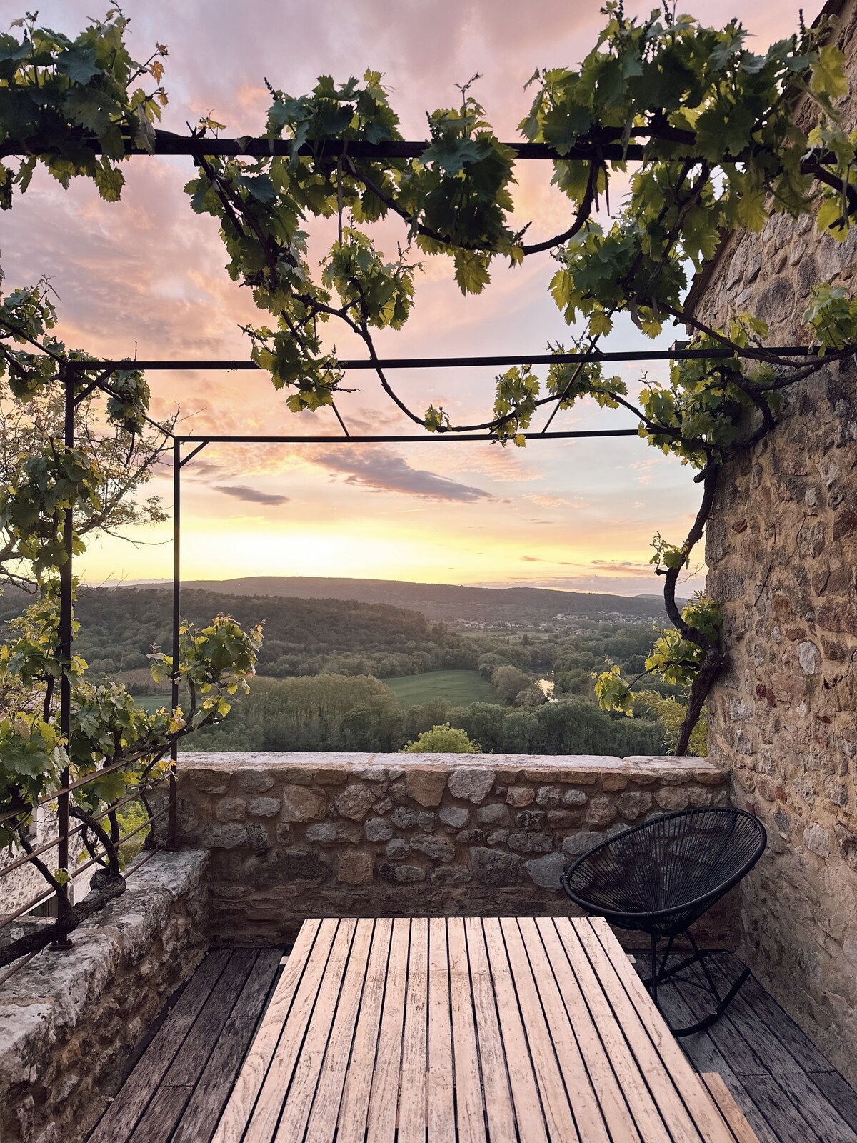 Gite de charme avec piscine dans Domaine viticole