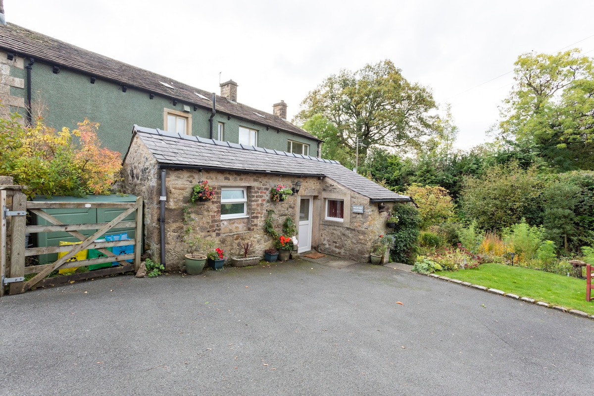 Weavers 'Cottage, West Bradford, Clitheroe