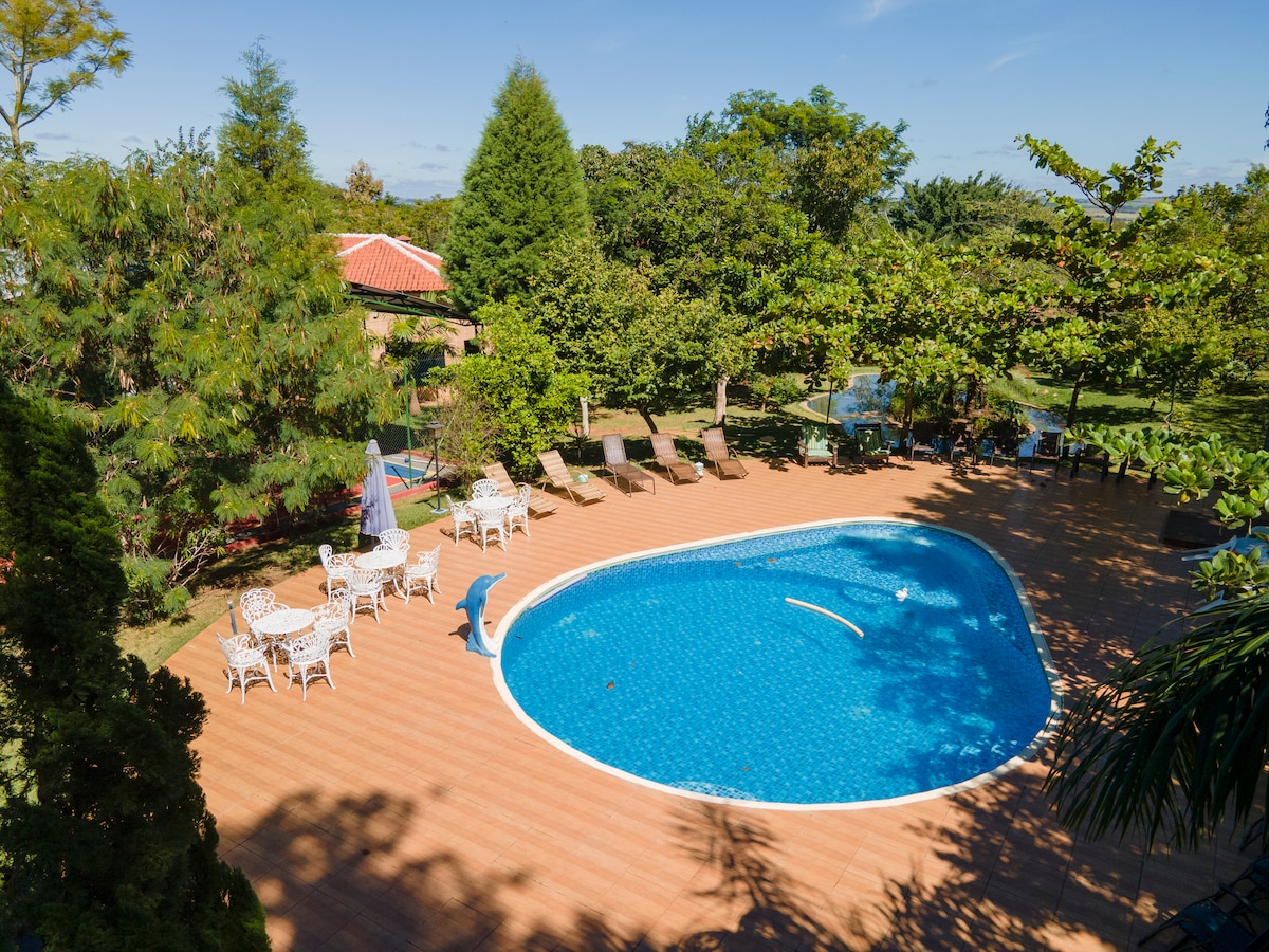 Belíssima Chácara com piscina Tatui-SP