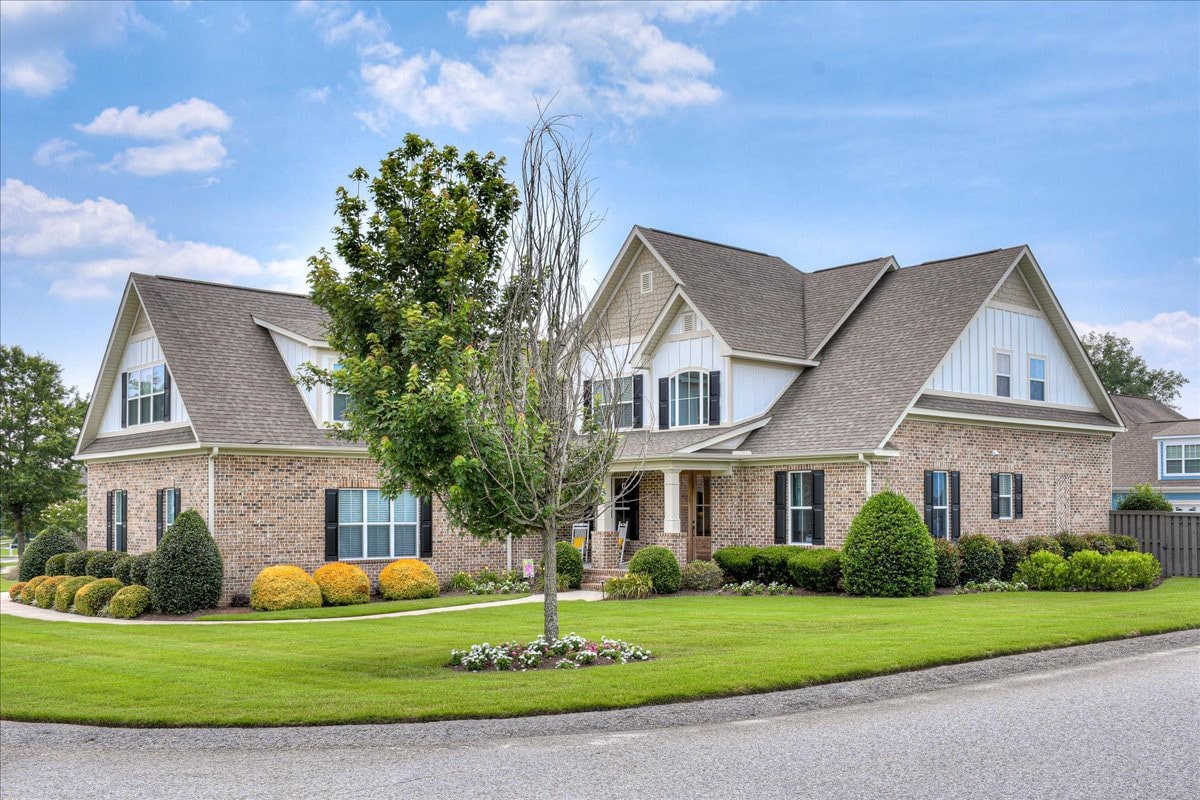 6 Bedroom House with Pool and Hot Tub