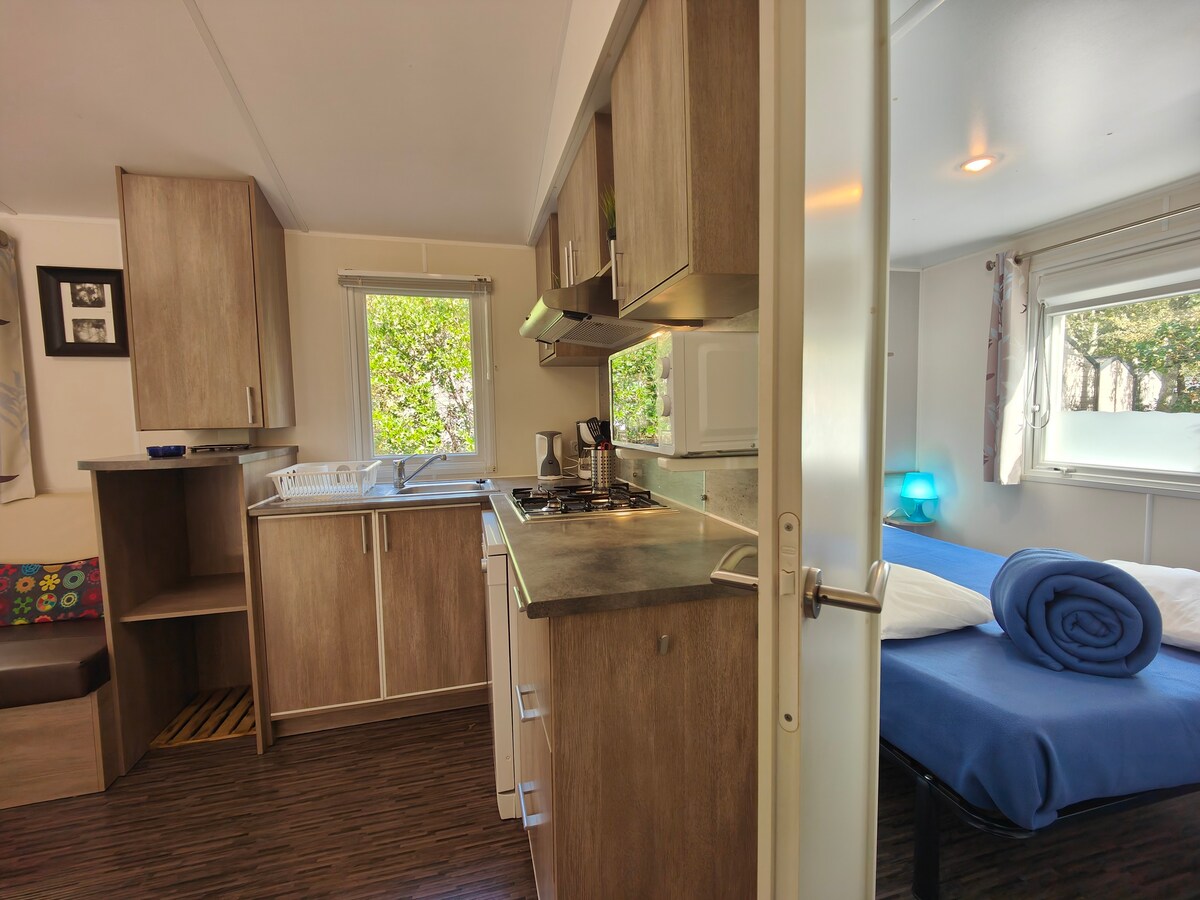 Mobilehome camping in luxury 4 star lake and ocean