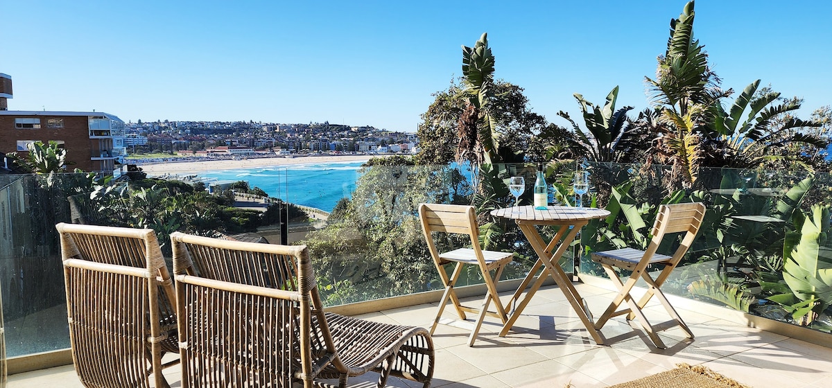 Sweeping Ocean Views - Bondi Beach 2 bed + parking