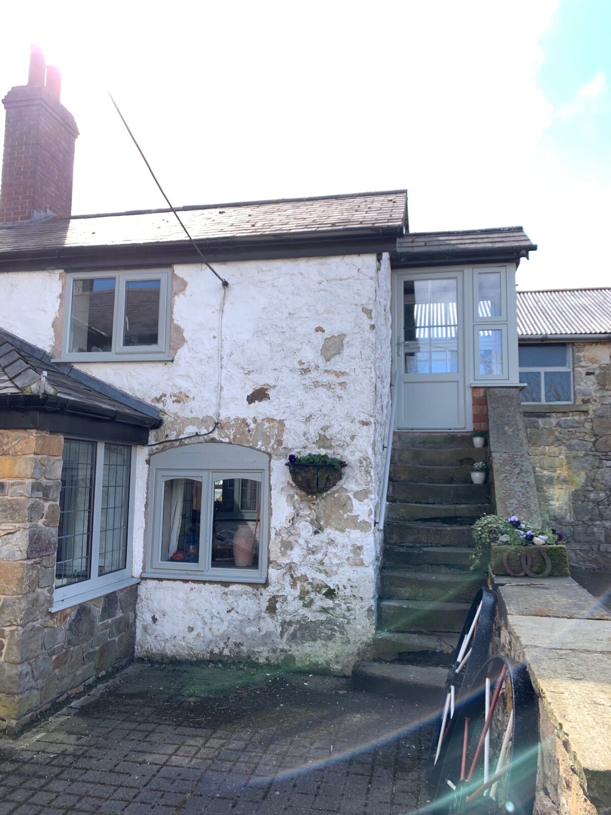 Halkyn Mountain, Barn Studio - Mold/Holywell