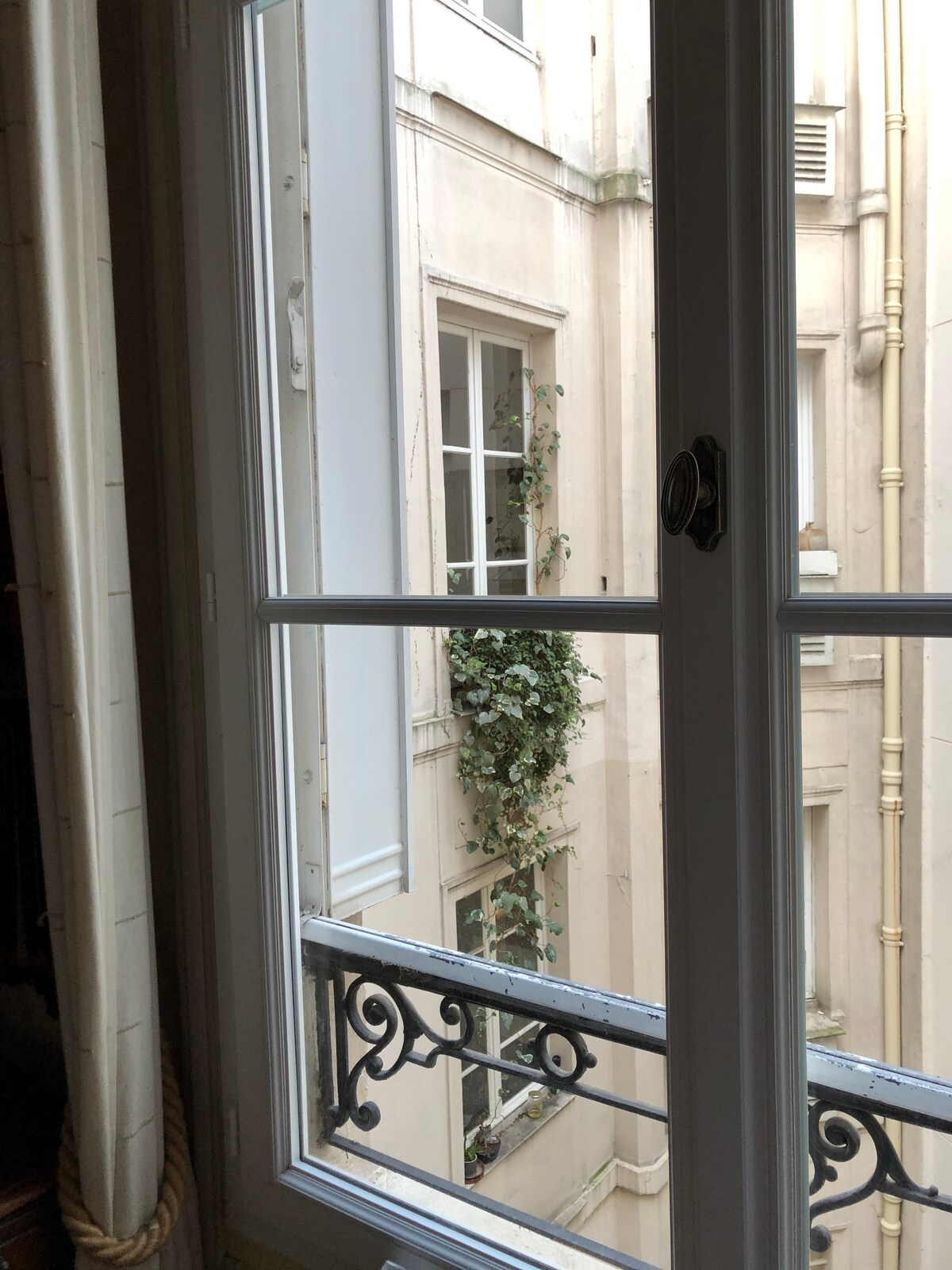 位于巴黎时尚中心的安静舒适客房