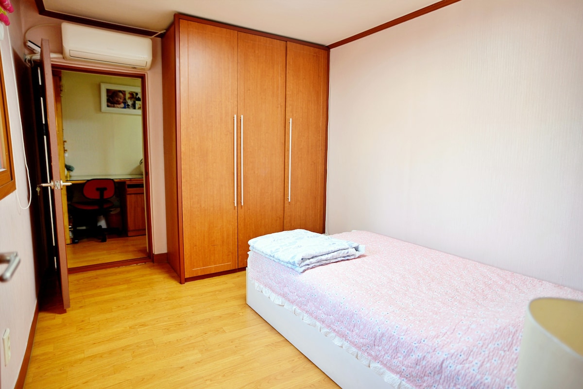 2卧（最多3人）位于Mangwon Market Street Mangnidan-gil的2卧室（最多3人）
