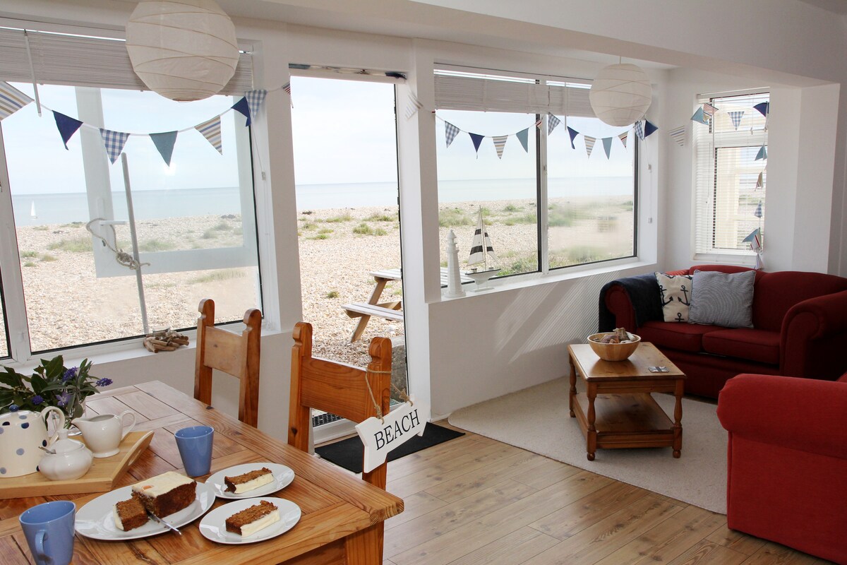 Seaspray Pagham the Holiday Home on the Beach