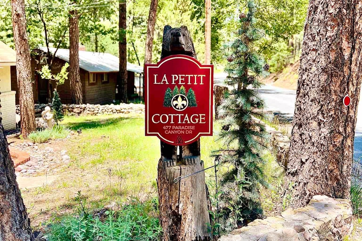 Cozy Cottage-Relaxing couples' getaway in Ruidoso