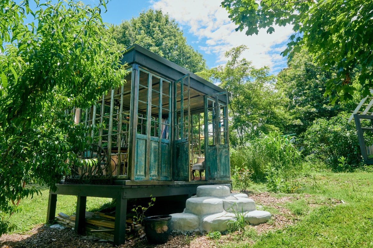 Garden Wheel House Retreat