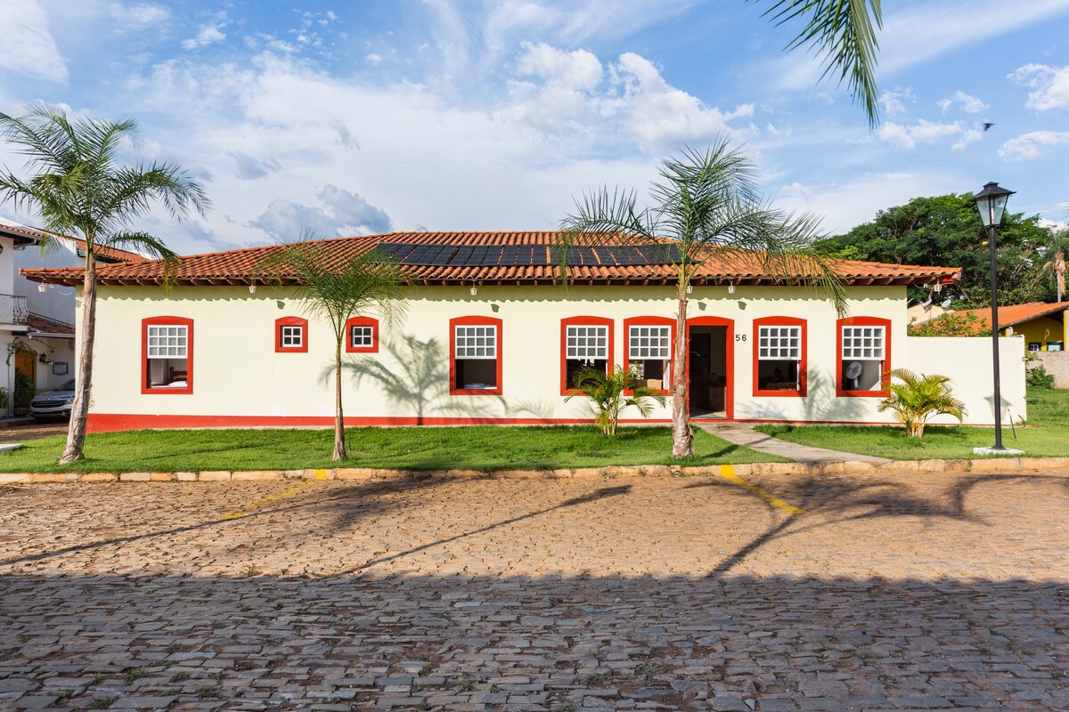 Casa Del Rey - Dated Condominium, Downtown.