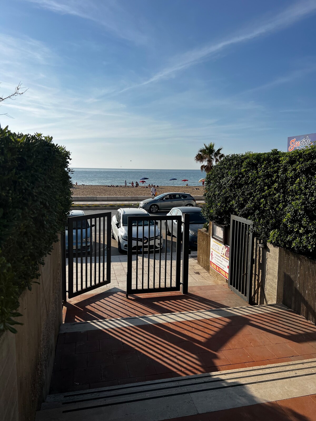 A Casa di Rosa, front beach, pool, parking