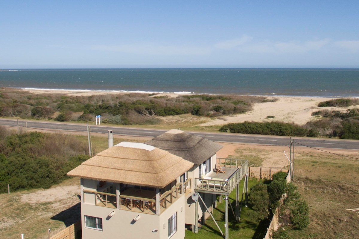 Jose Ignacio-Punta del Este Casa Primera línea