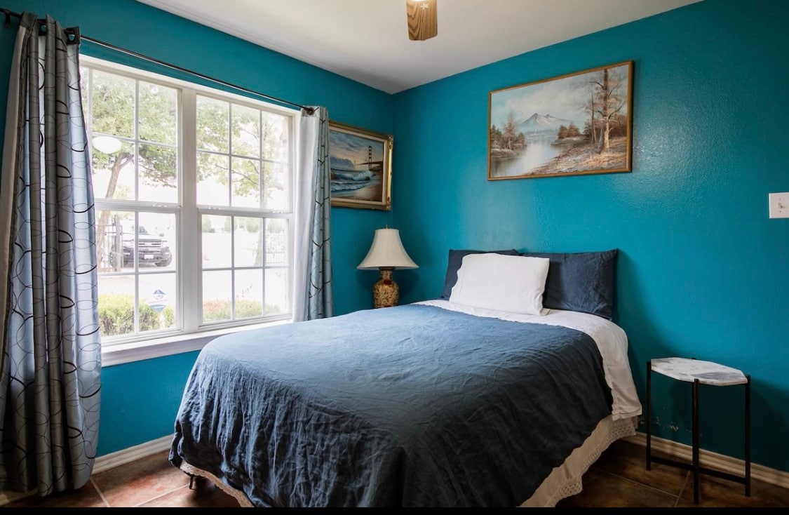 蓝色房间-干净而舒适。