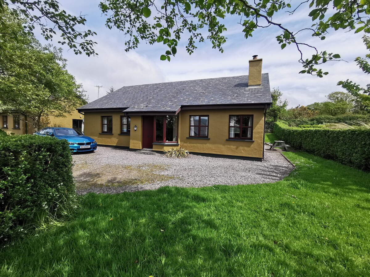 Milltown cottages Dingle quiet peaceful location