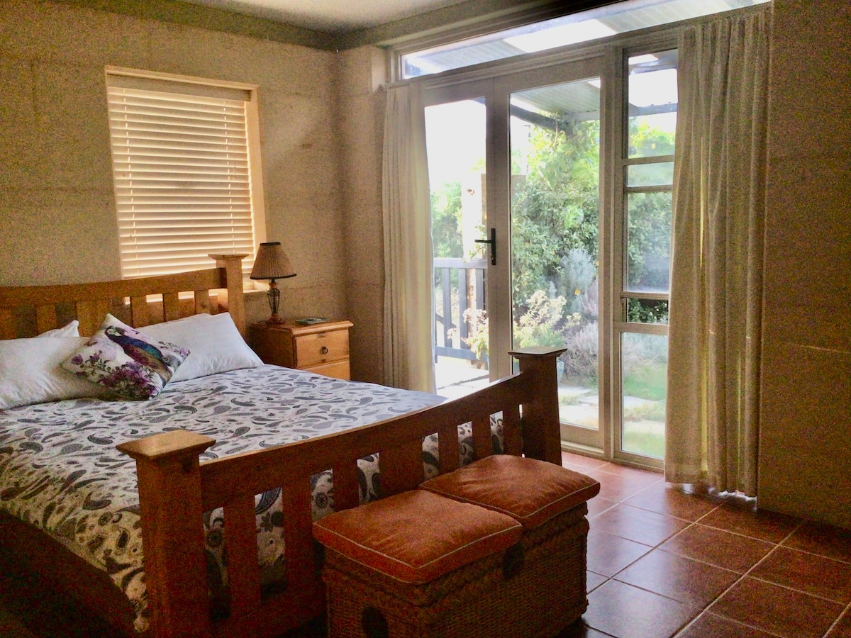 Sea View Ridge Olive Grove 2 bedroom