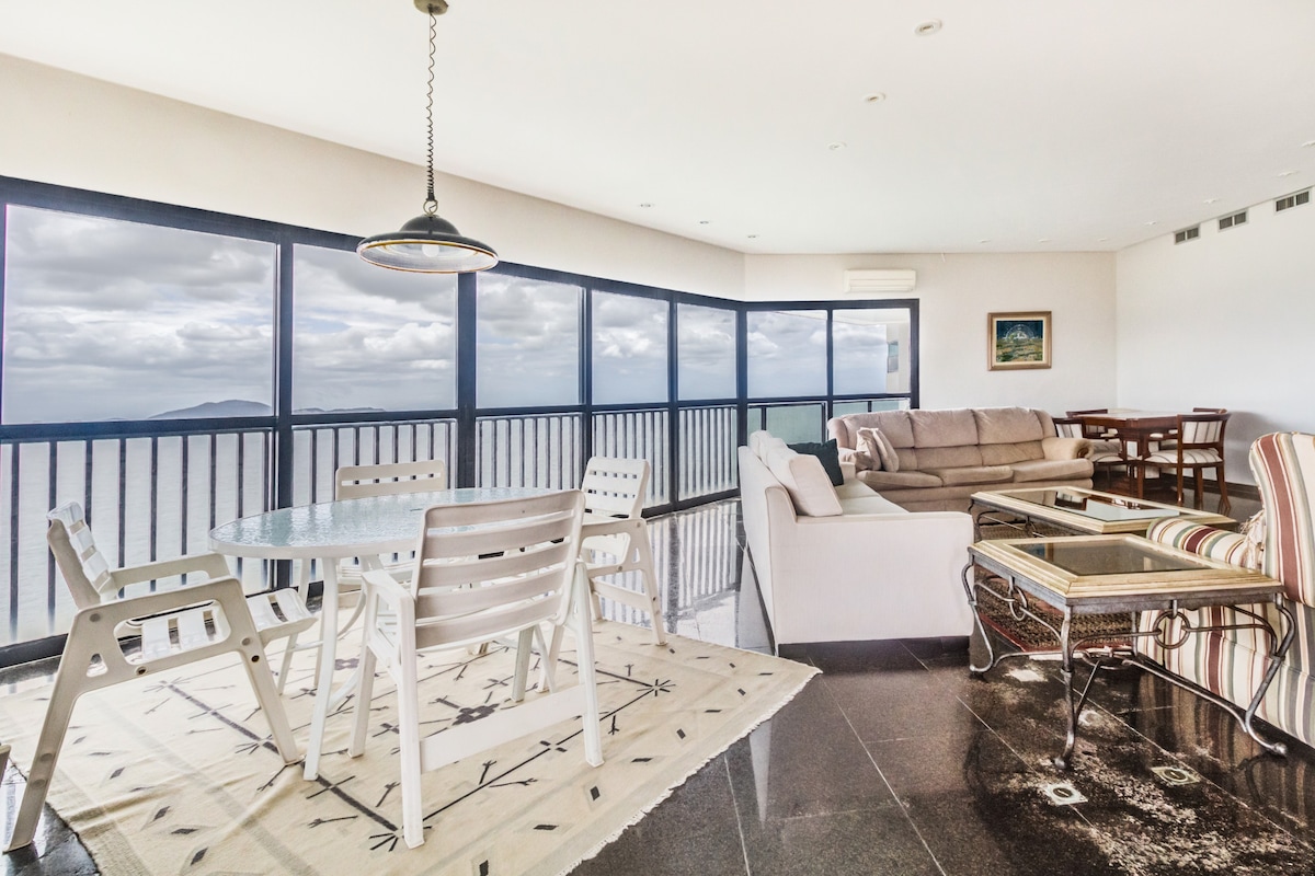阿斯图里亚斯/瓜鲁雅海滩（ Guarujá Beach ） 360度顶层公寓
