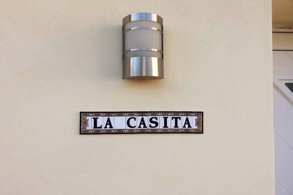 带小花园和露台的「La Casita」