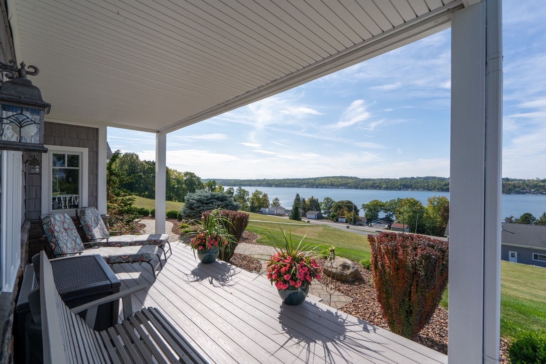 Dream Home on Conesus Lake - Sunset Room