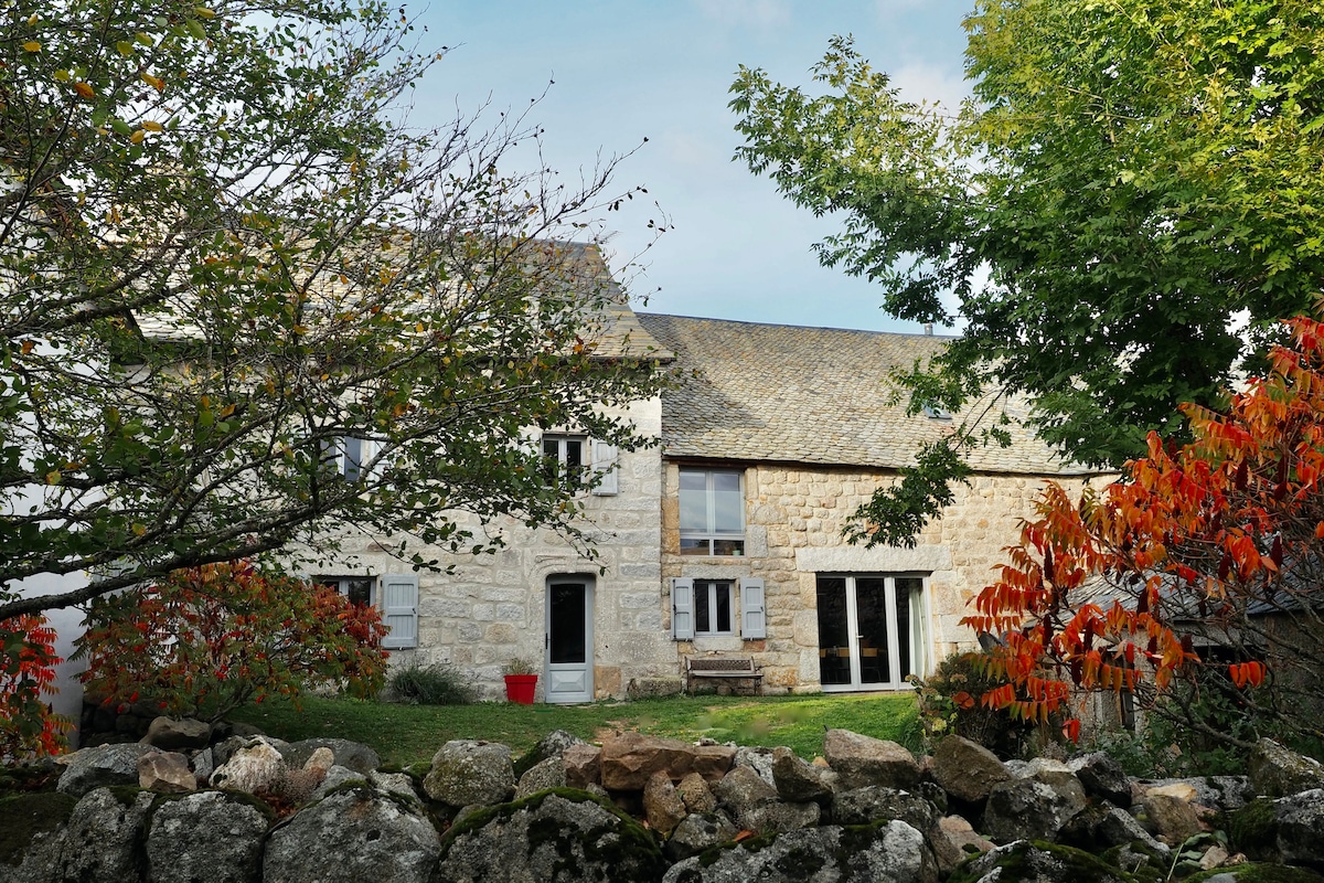 Ousta en Aubrac - Maison au coeur de l'Aubrac