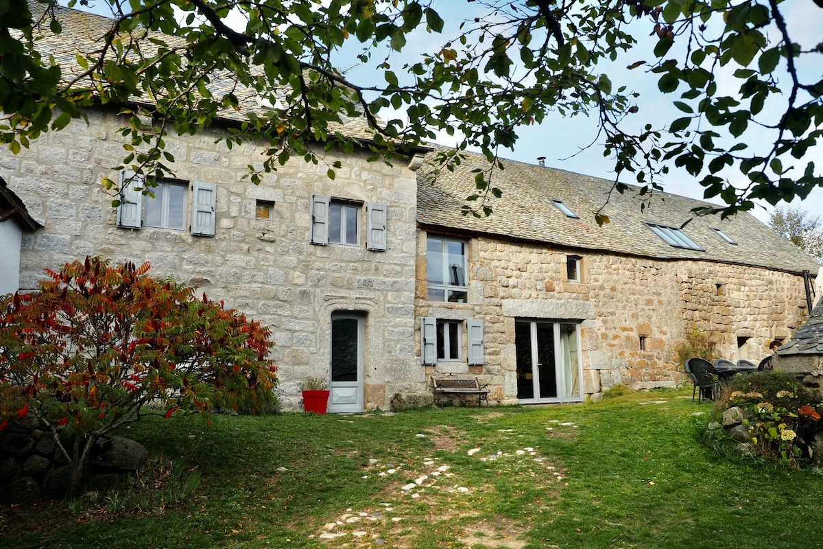 Ousta en Aubrac - Maison au coeur de l'Aubrac