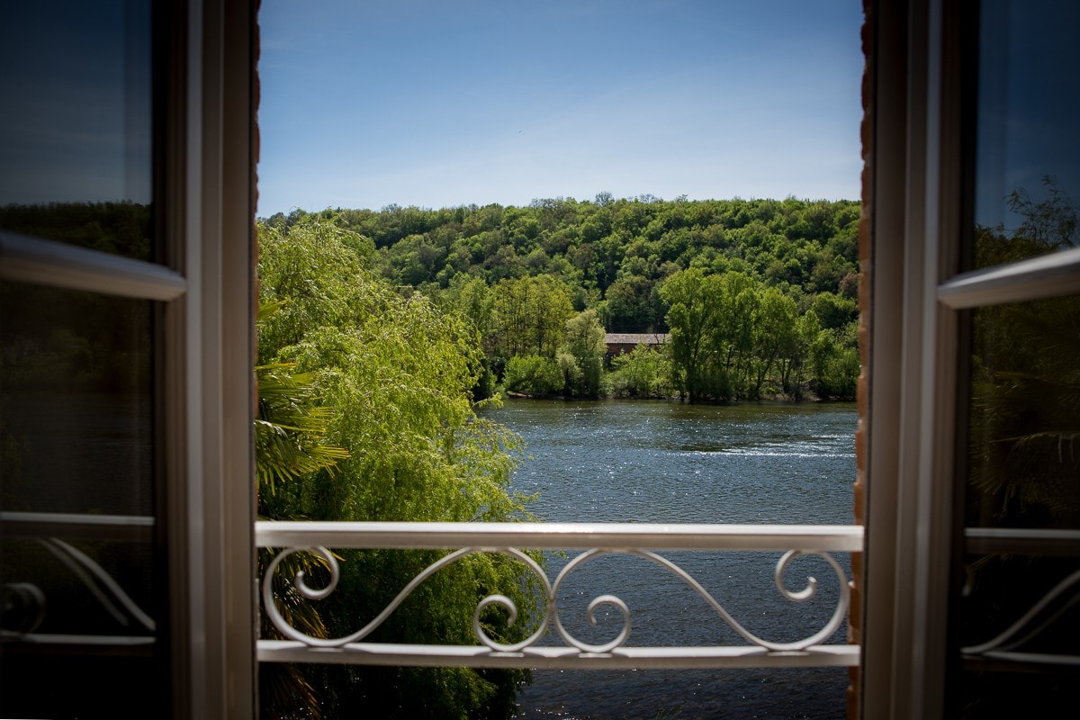 Holiday home Saussignac with view on the river.