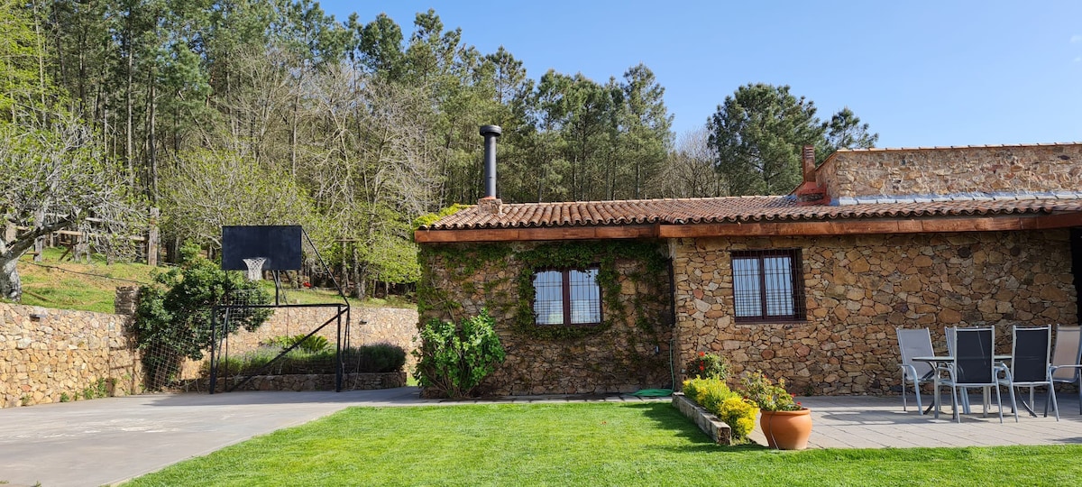 Casa Rural Sierra de Aguafria. Finca El Robledillo