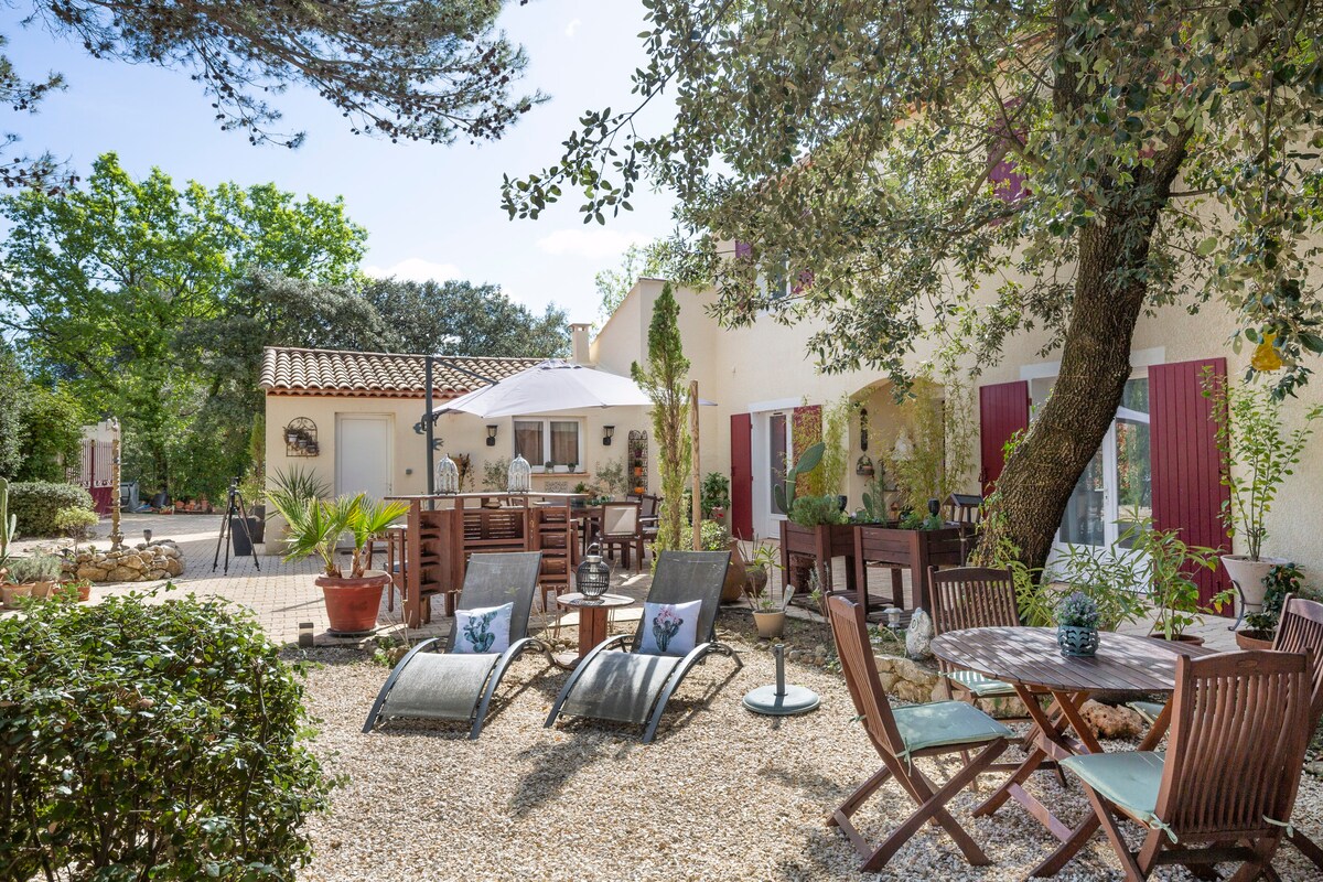 Petit dej - chambre d'hôtes aux portes d'Uzes