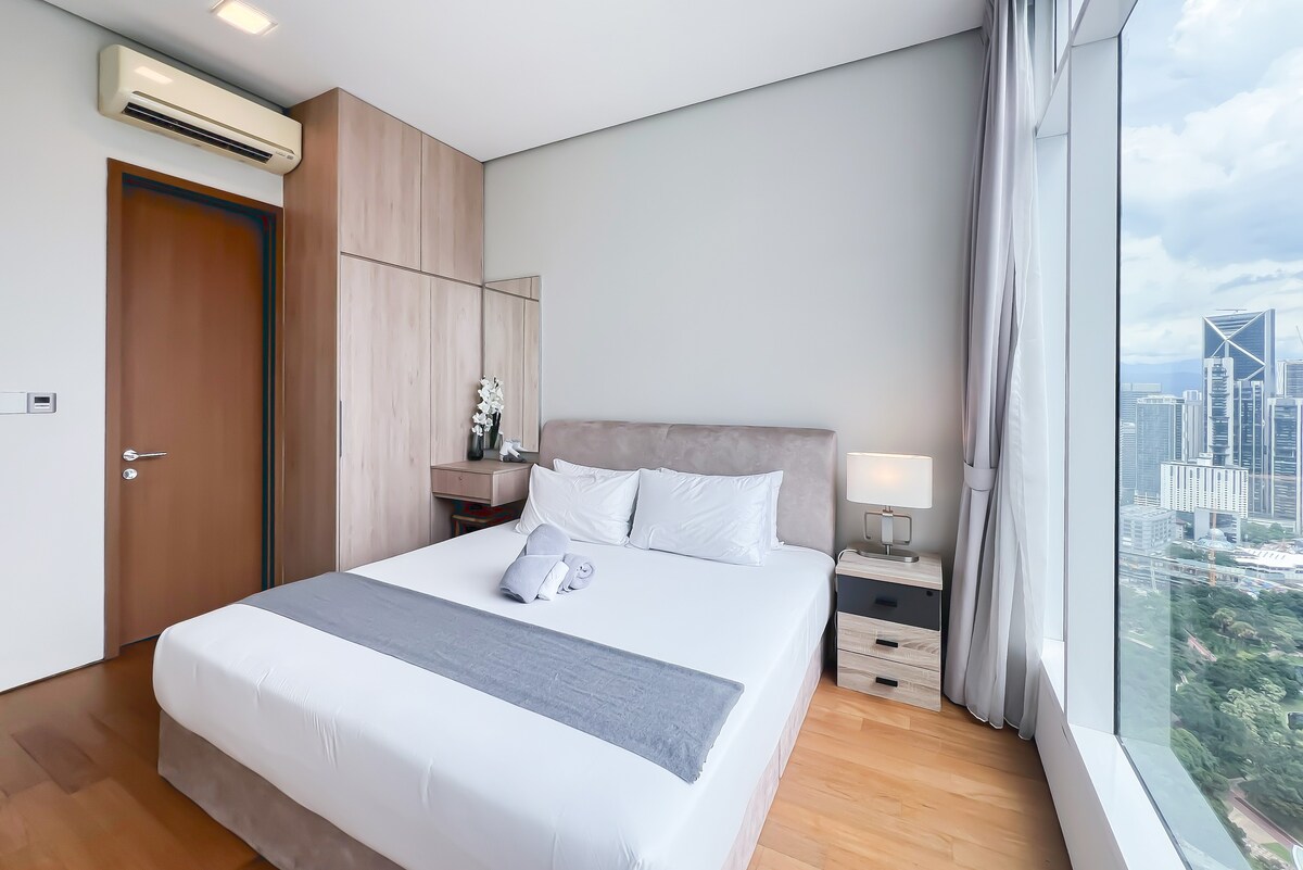 KLCC区民宿 吉隆坡城市景尽在眼地的宁静舒适豪华公寓 3卧2卫民宿