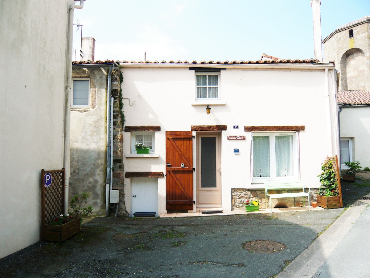 La Petite Maison Philomène (Puy du Fou 3公里)