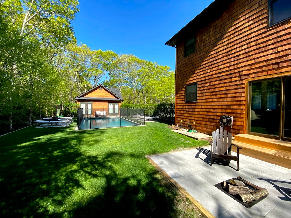 汉普顿（ Hamptons ）的绿洲（ Wooded Oasis ）和宾馆（ Guest House ） ！