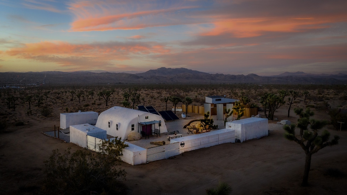 月亮营：沙漠穹顶之家度假之旅