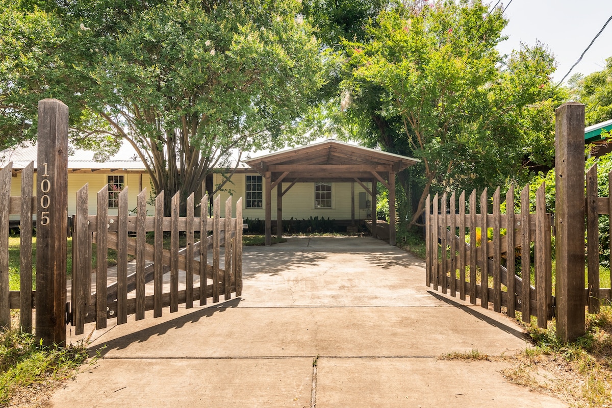 Boggy Creek Farm East Austin