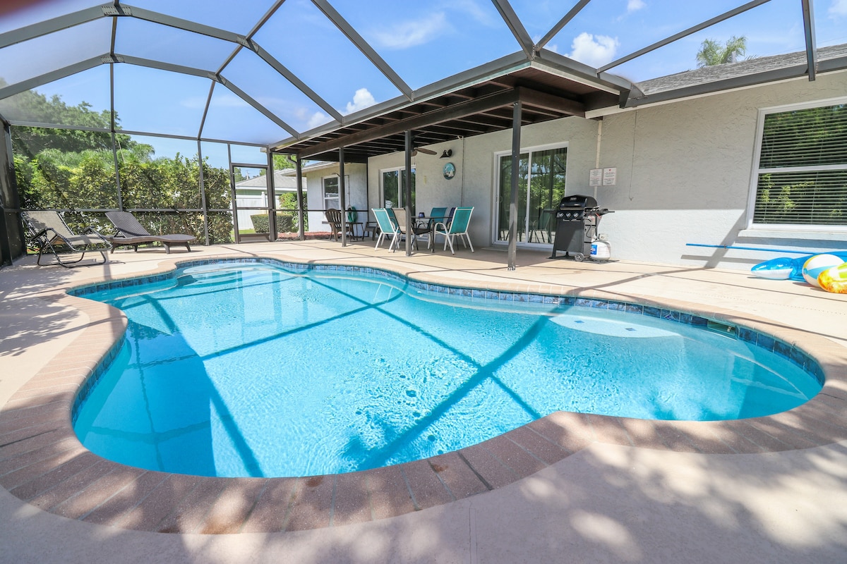 3/2 Home Heated Pool/close to Anna M. Beaches/ IMG