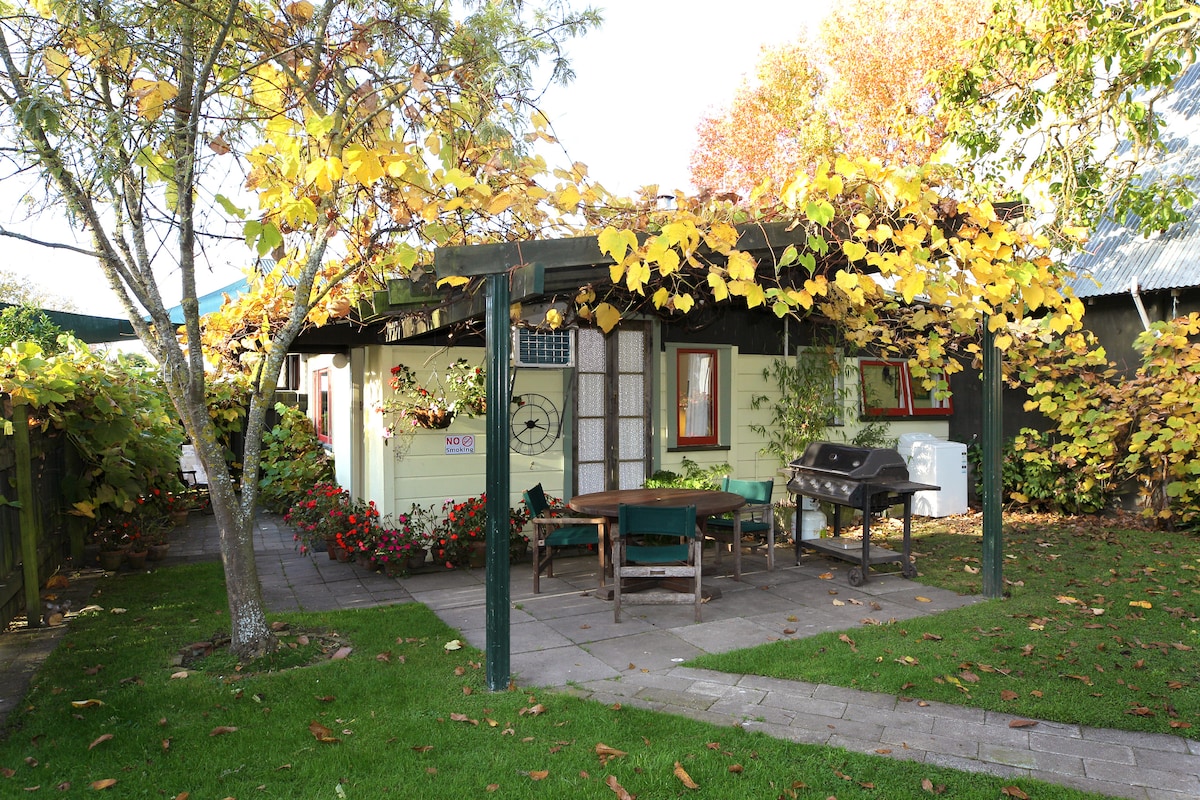 The Berry Farm Retreat, Hastings.