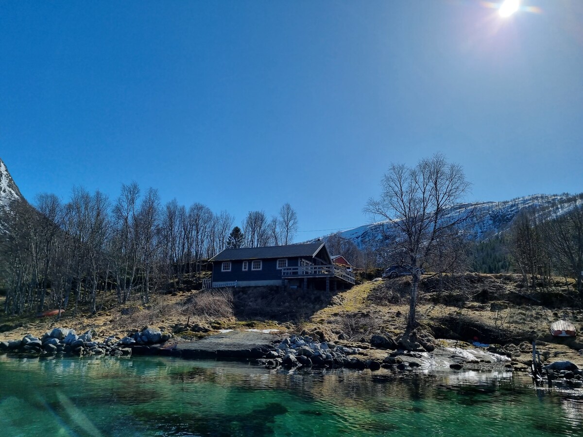 Tysfjord海滨高标准小屋