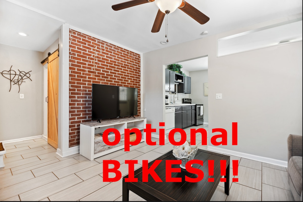 Beach Cottage -optional BIKES - Walk 2 Shops & Fun