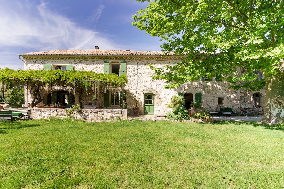 La Maison Rousse en Provence （ 12人）