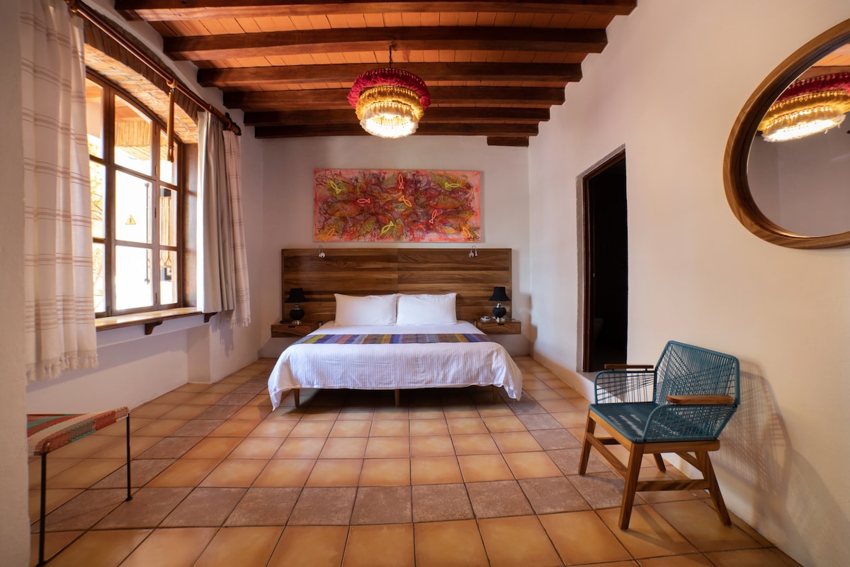 NaNa Vida Hotel Boutique Oaxaca - King Size bed