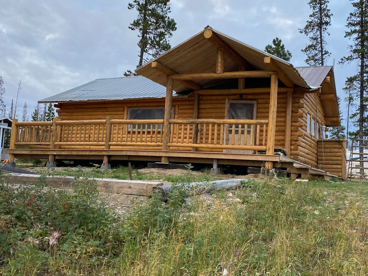Top Lake Wilderness Lodge